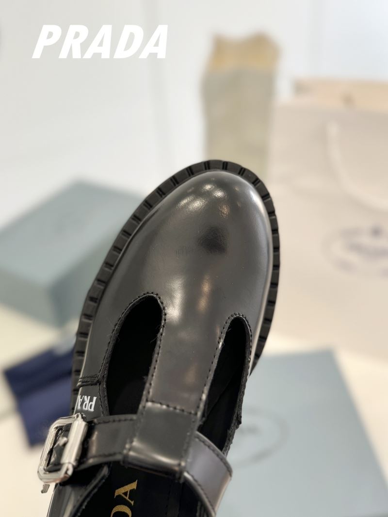 Prada Low Shoes